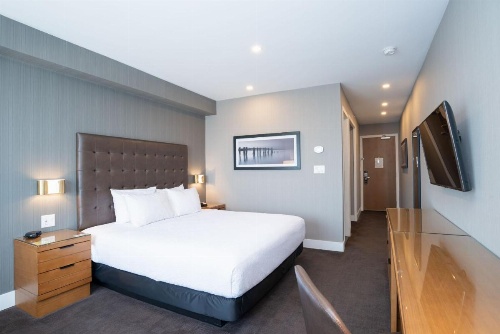 Sandman Hotel Hamilton image 17