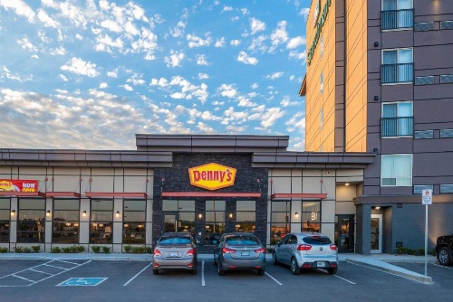 Sandman Hotel Hamilton image 45